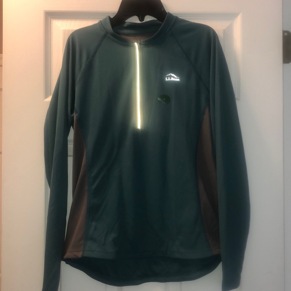 LL Bean size small. New with tags. UPF, 40+ protection.